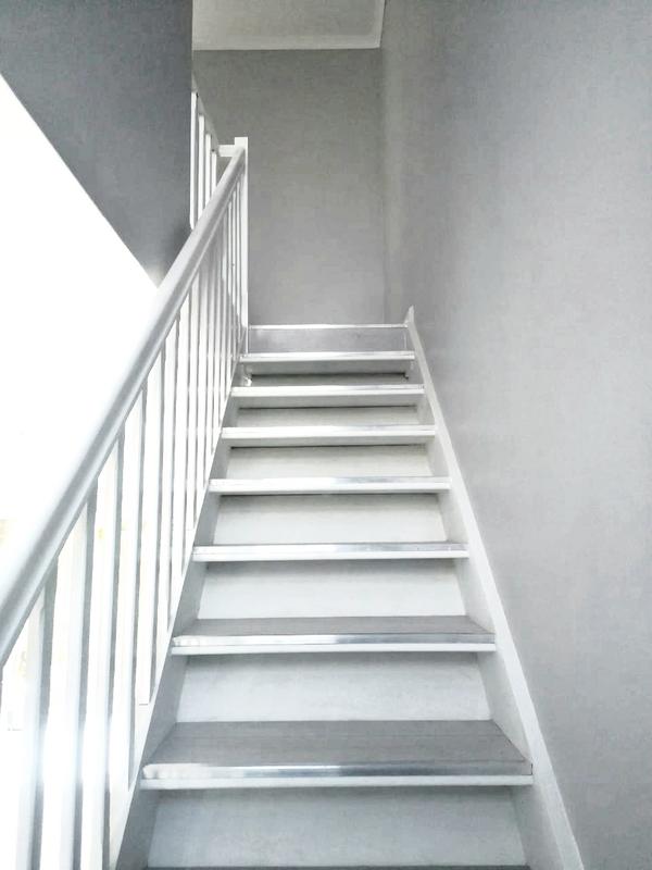 To Let 3 Bedroom Property for Rent in Table View Western Cape